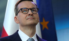 LE PREMIER MINISTRE POLONAIS ATTENDU À PARIS POUR DISCUTER SÉCURITÉ ET ÉNERGIE AVEC MACRON