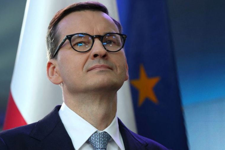 LE PREMIER MINISTRE POLONAIS ATTENDU À PARIS POUR DISCUTER SÉCURITÉ ET ÉNERGIE AVEC MACRON