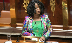 La députée PS de la Martinique Beatrice Bellay à l'Assemblée nationale, le 23 janvier 2025 ( AFP / Bertrand GUAY )