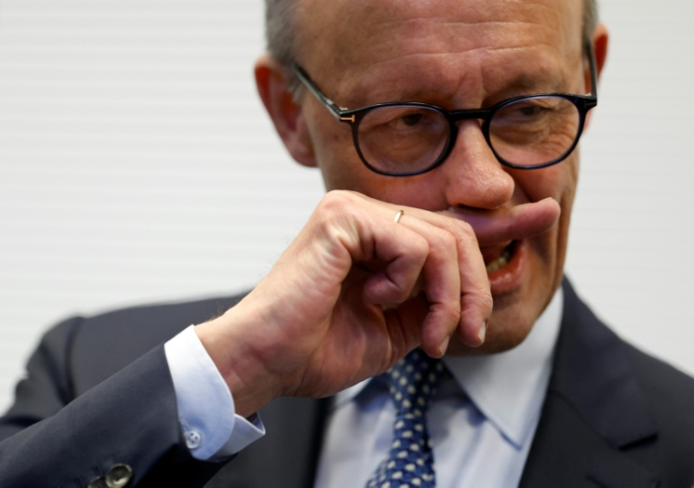Le chancelier allemand Friedrich Merz, chef du parti conservateur Union chrétienne-démocrate (CDU), lors d'une réunion du groupe parlementaire de l'union des partis conservateurs CDU/CSU, le 2 décembre 2025 à Berlin ( AFP / Odd ANDERSEN )