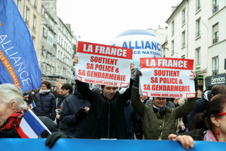 Manifestation de soutien à la police nationale à l'appel du syndicat policier Alliance, qui dénonce un manque de moyens, le 31 janvier 2026 à Paris  ( AFP / Alain JOCARD )