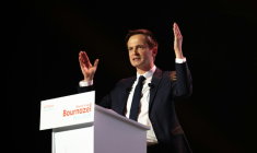 Pierre-Yves Bournazel, lors d'un meeting pour le lancement de sa campagne pour la mairie de Paris, le 3 juin 2025 à Paris ( AFP / Emma DA SILVA )