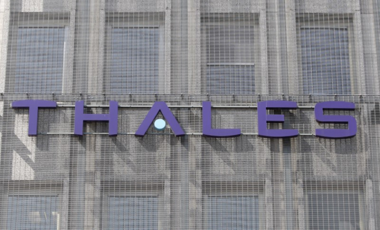 THALES LANCE SON OFFRE SUR GEMALTO