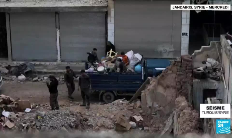 Séisme en Turquie et en Syrie : l'aide internationale peine à arriver, en particulier en Syrie