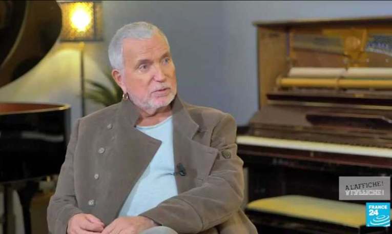 Bernard Lavilliers présente son nouvel album "Sous un soleil énorme"