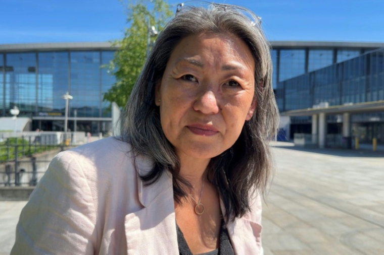 Sofie Randel, d'origine coréenne, le 9 mai 2026 à Kastrup, près de Copenhague, au Danemark ( AFP / Camille BAS-WOHLERT )