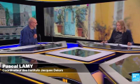 Pascal Lamy : "Obnubilés par le show de Trump sur le commerce, nous oublions son agenda politique"