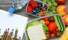 Rentrée scolaire : se mettre au bio des fournitures à la nourriture / iStock.com - samael334