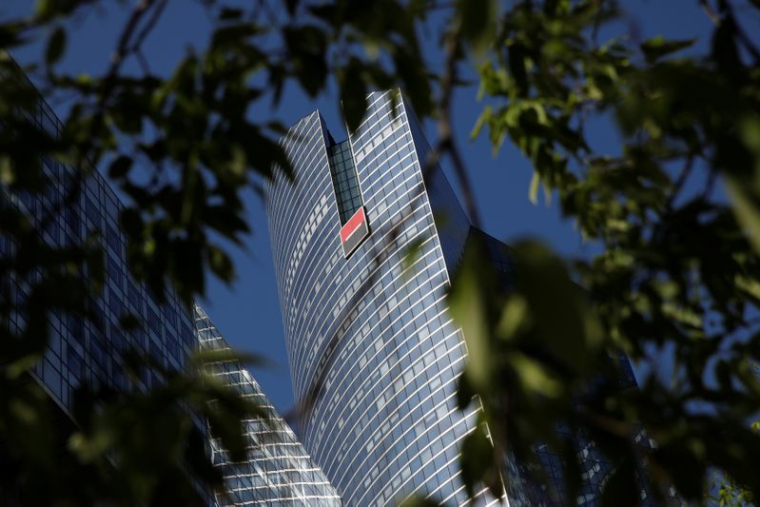 SOCGEN REVIENT DANS LE VERT AU 3E TRIMESTRE APRÈS DEUX TRIMESTRES DE PERTES