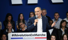 L'ancien ministre Renaud Dutreil lors d'un meeting du mouvement "En Marche !" d'Emmanuel Macron le 10 décembre 2016 à Paris. ( AFP / Eric FEFERBERG )