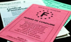 Il ne sera plus possible de financer un permis moto, scooter ou bateau ni d'effectuer grâce au CPF un stage de récupération de points. (Fotolia)