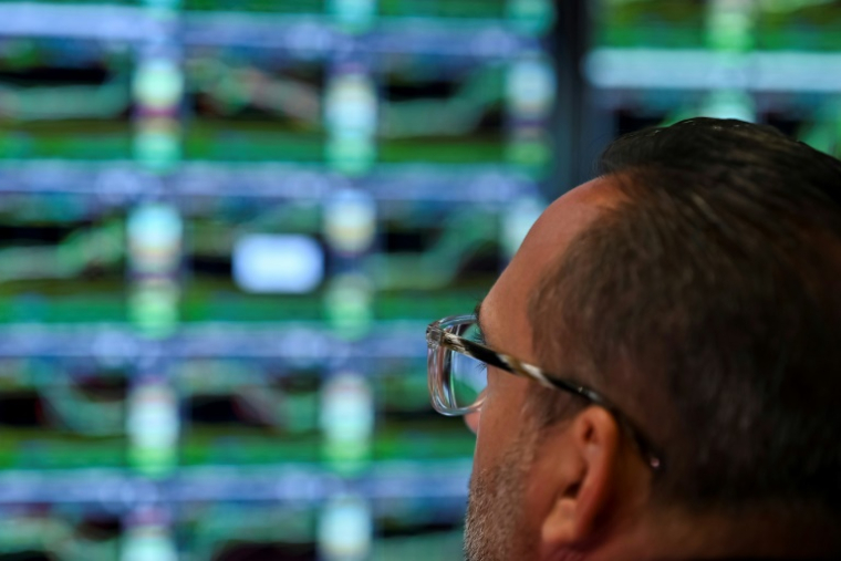 Un opérateur à la Bourse de New York, le 12 mai 2025. ( AFP / ANGELA WEISS )