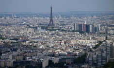 Les courtiers en crédit immobilier se font l'écho depuis la rentrée de remontées de taux décidés par les établissements bancaires avec lesquels ils travaillent ( AFP / Emmanuel DUNAND )