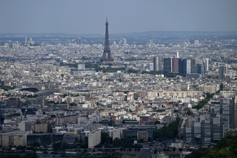 Les courtiers en crédit immobilier se font l'écho depuis la rentrée de remontées de taux décidés par les établissements bancaires avec lesquels ils travaillent ( AFP / Emmanuel DUNAND )