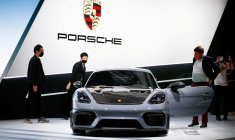 VOLKSWAGEN ET PORSCHE SE PRÉCISENT LE PROJET D'IPO DE PORSCHE AG