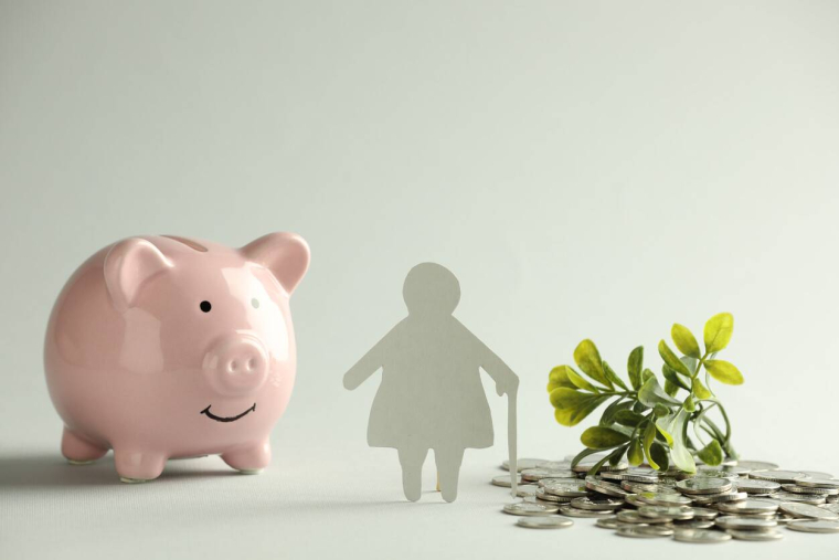 Pension de réversion : les pièges à éviter lors de la demande (délais, conditions, cumul) / iStock.com - Liudmila Chernetska