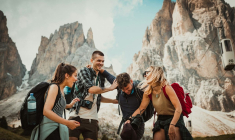 Avec une eSIM GoMoWorld, vous allez être paré pour des aventures à l’étranger, en étant connecté sans stress ni dépassement forfaitaire (Photo Unsplash - Felix Rostig)
