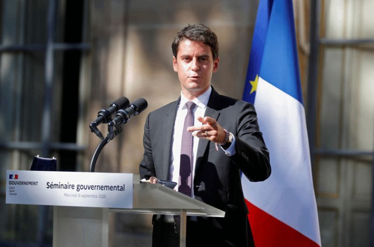 French post cabinet meeting briefing in Paris