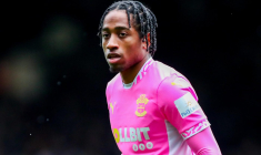 Kyle Walker-Peters reste en Premier League