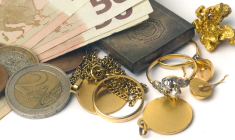 Vous ne mettez plus vos bijoux, vendez-les ! (© DR)