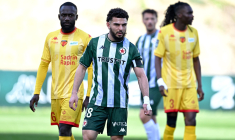 En Ligue 2, ni le Red Star, ni Le Mans, ni Rodez ni Guingamp ne grapillent des places