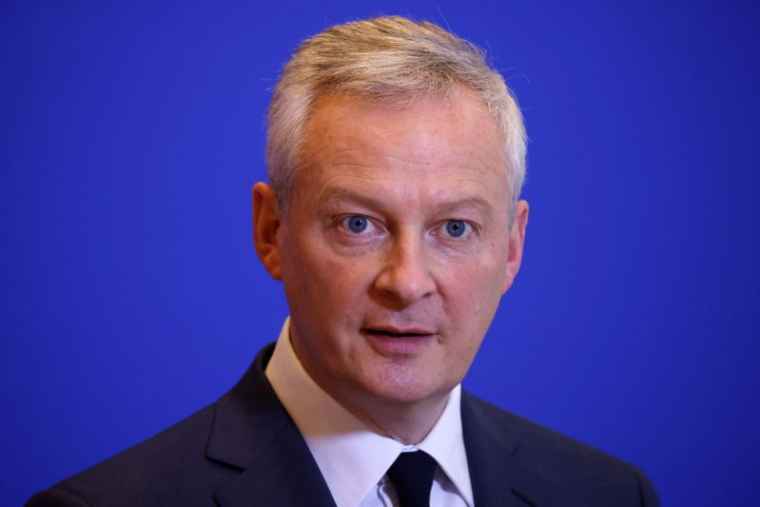 LE MAIRE CONFIANT DANS DES COMPROMIS AVEC L'ALLEMAGNE SUR LES RÈGLES BUDGÉTAIRES
