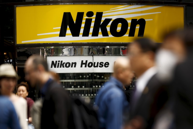 NIKON PORTE PLAINTE CONTRE ASML ET CARL ZEISS