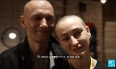 Guerre en Ukraine : à Kharkiv, un mariage entre ruines et souterrains pour garder espoir