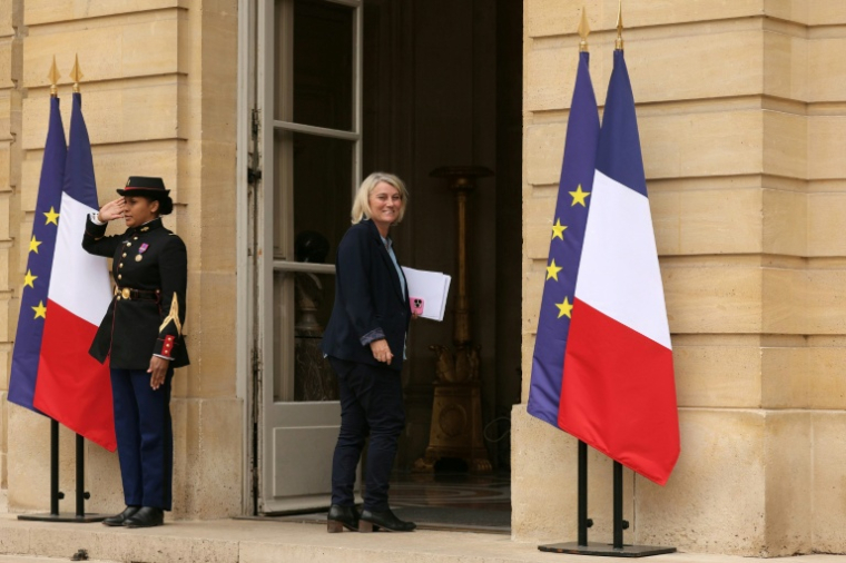 La ministre de la Santé, Stéphanie Rist, à son arrivée à Matignon le 11 mai 2026 ( AFP / Thomas SAMSON )