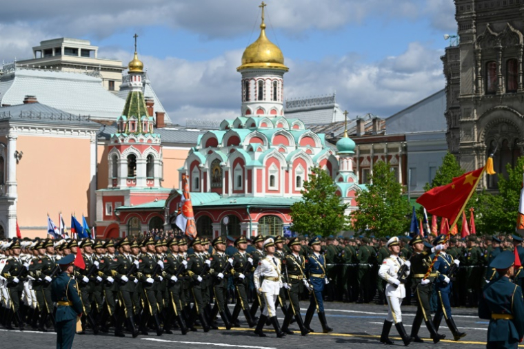 Des militaires chinois lors du défilé du 9 mai 2025 à Moscou ( AFP / Kirill KUDRYAVTSEV )