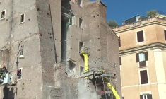 Italie: interruption des opérations après l'effondrement d'une autre partie de la tour