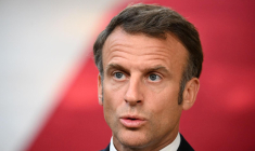 Emmanuel Macron, le 18 juillet 2023, à Bruxelles ( AFP / Emmanuel DUNAND )