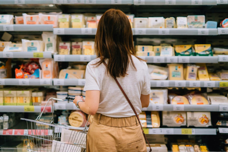 L’inflation est maîtrisée, et on observe une baisse du prix de certains aliments. ( crédit photo : Getty Images )