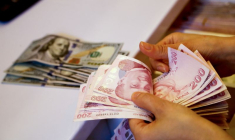 LA REPRISE DE L'ÉCONOMIE MONDIALE SE POURSUIT MAIS RESTE DÉSÉQUILIBRÉE, SELON L'OCDE