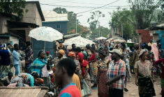 Sur le marché à Uvira, en RDC, le 12 décembre 2025 ( AFP / - )