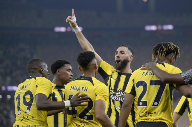 Al-Ittihad proche du titre grâce à un doublé de Benzema