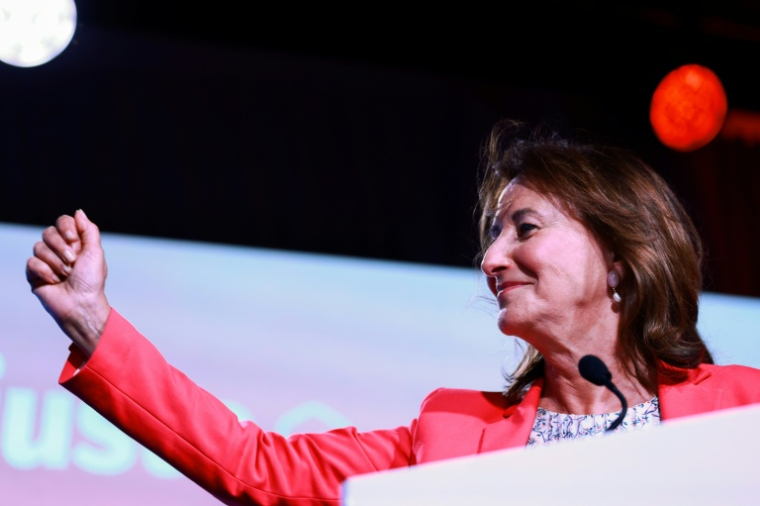 La candidate à la primaire de gauche Ségolène Royal à Alfortville, dans le Val-de-Marne le 22 septembre 2026 ( AFP / Kenzo TRIBOUILLARD )