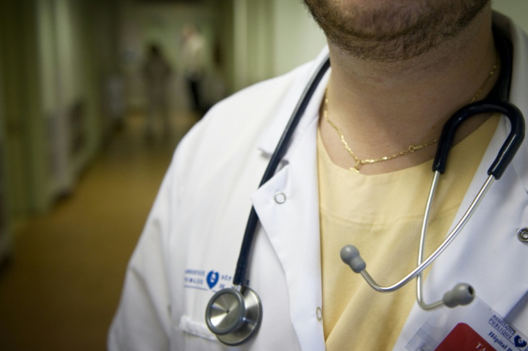 La nouvelle promotion d'internes en médecine comptera en novembre 10.260 postes, contre 8.919 en 2025  ( AFP / Martin BUREAU )