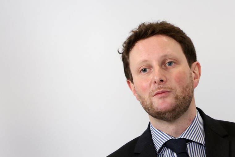 UE: LA FRANCE CROIT À UN ACCORD CETTE SEMAINE SUR LE PÉTROLE RUSSE