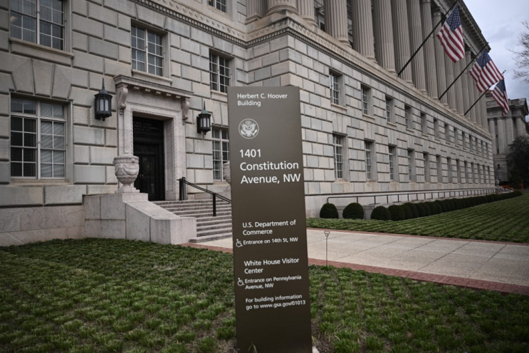 Le siège du département du commerce américain à Washington, aux États-Unis. ( AFP / BRENDAN SMIALOWSKI )