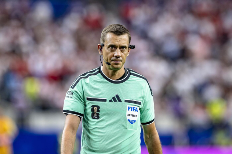 Clément Turpin de retour en quarts de finale