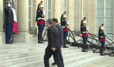 Emmanuel Macron reçoit à l'Élysée le leader national du peuple turkmène