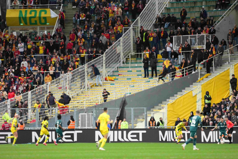 Les supporters lensois malmenés par les forces de l’ordre à Nantes ?