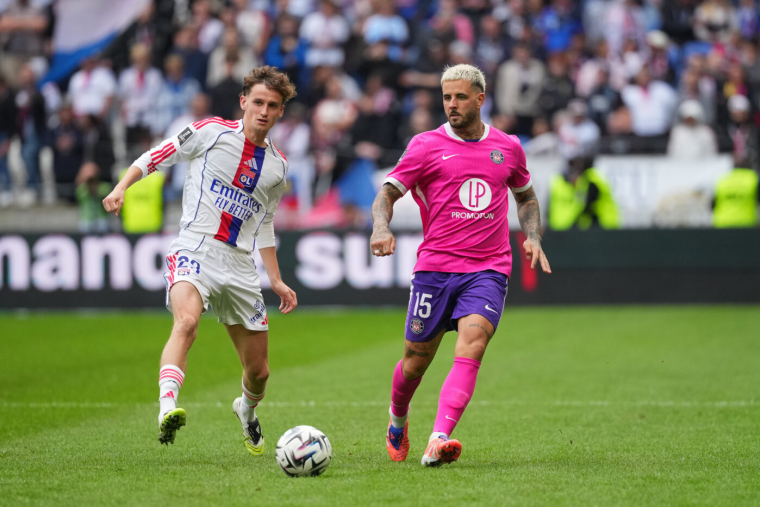 Toulouse et Emersonn renversent Lyon sur le gong
