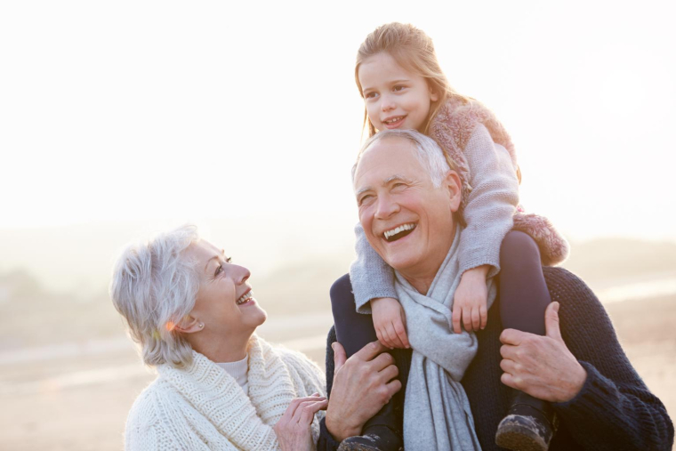 Légalement vous pouvez prendre votre retraite à partir de 62 ans ( crédit photo : Monkey Business Images/Shutterstock / Monkey Business Images )
