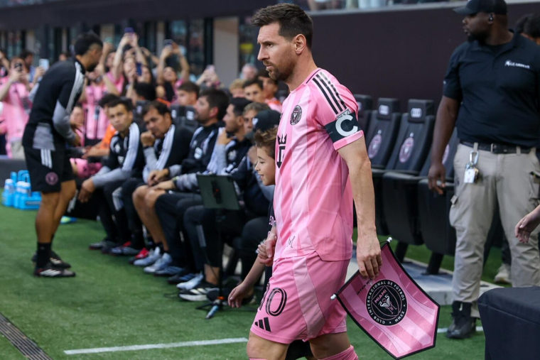 Messi n’arrive pas à gagner devant sa tribune