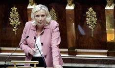 Marine Le Pen à Paris, le 3 mars 2025. ( AFP / STEPHANE DE SAKUTIN )