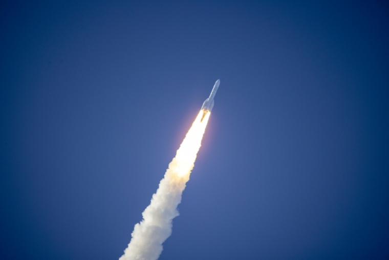 An Ariane 6 rocket launches from the Guiana Space Centre carrying the MTG-I2 (Meteosat  ( AFP / RONAN LIETAR )