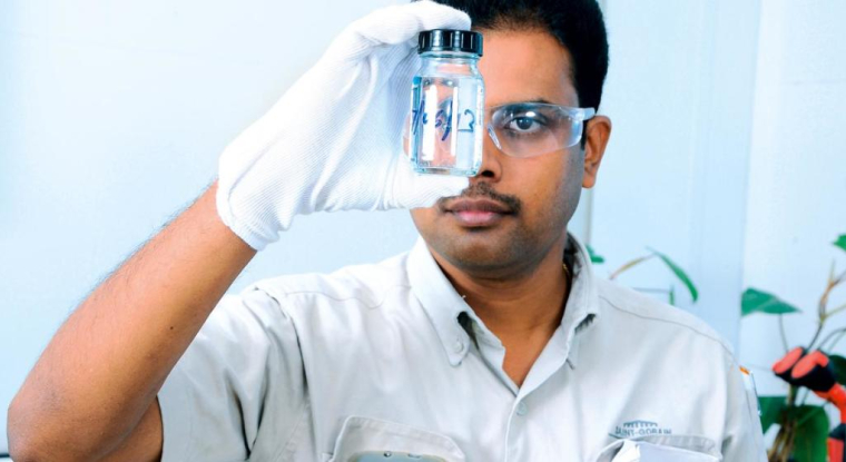 L'action Saint-Gobain perd encore 30% par rapport à son plus-haut sur dix ans, à 52,4 euros. (© Saint-Gobain)