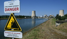 La centrale nucléaire de Golfech à l’arrêt, dans le sud-ouest de la France, après sa mise hors service dans la soirée du 22 juin en raison de "contraintes environnementales" liées à la vague de chaleur en cours, Golfech, le 23 juin 2026 ( AFP / Lionel BONAVENTURE )
